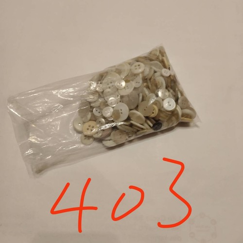 403 stk vintage nähknöpfe - 403,