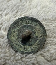 Bronzeknopf aus dem 18